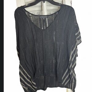 Sanctuary Black and Gray Knit Top